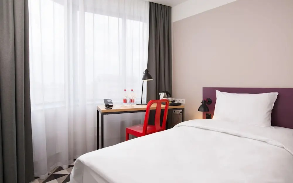 هتل ایزمیوت